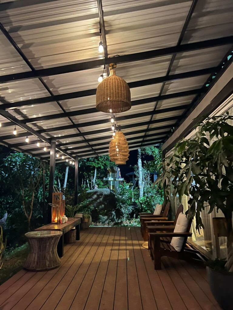 Terrace at the Romduol Luxury House, Sea River Lodge